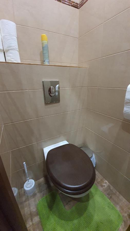 Aqua Apartman Tiszaújváros Exterior foto