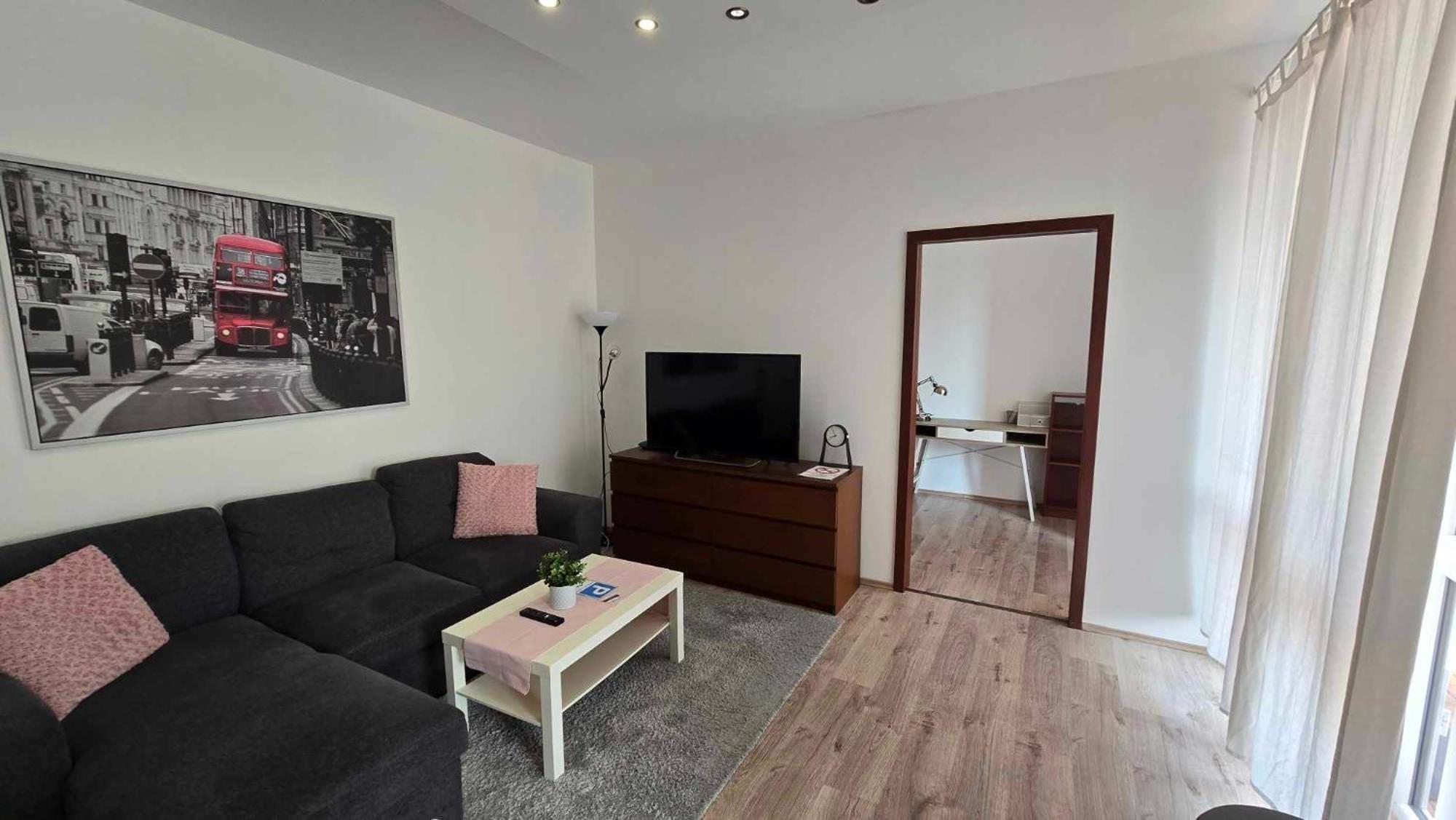 Aqua Apartman Tiszaújváros Exterior foto